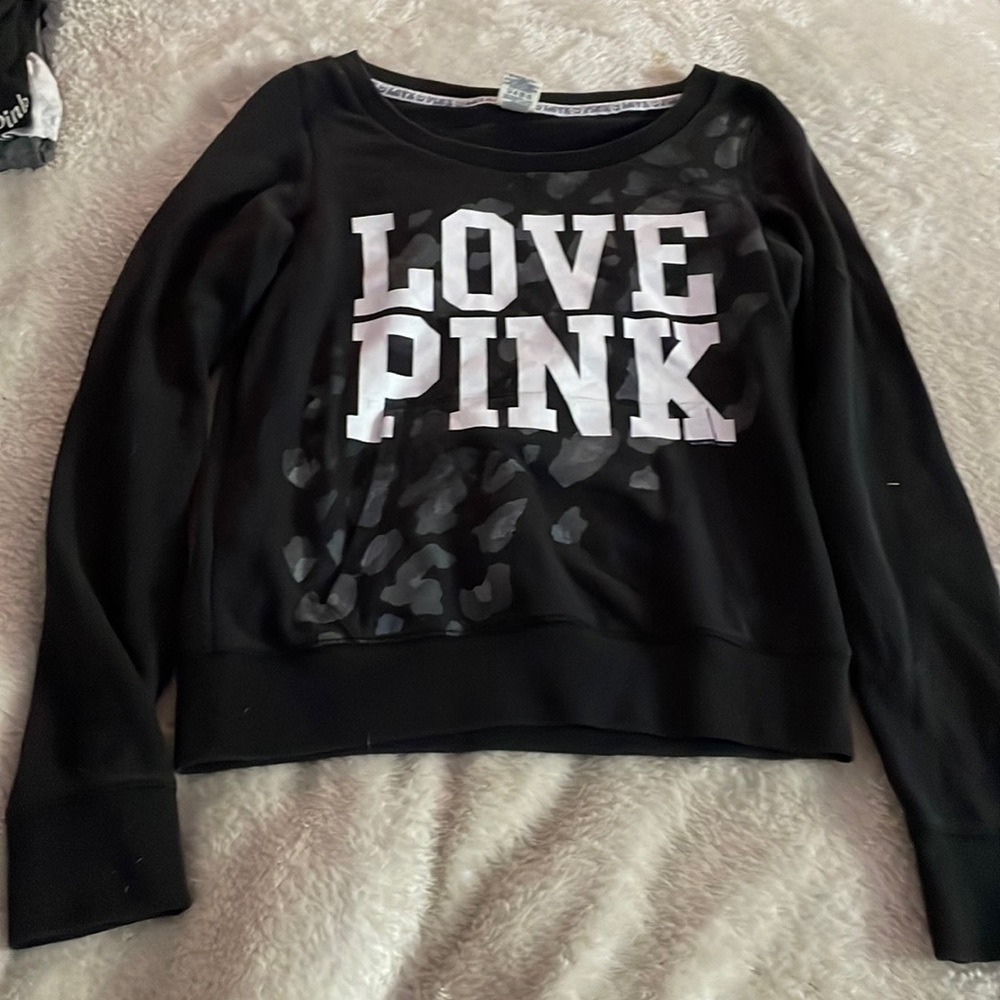 black PINK crew neck hoodie with pockets